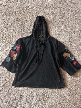 gimmicks by BKE Black Hoodie Top with Multicolor Floral Sleeves